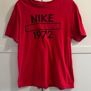 Nike Men's Red Graphic Tee